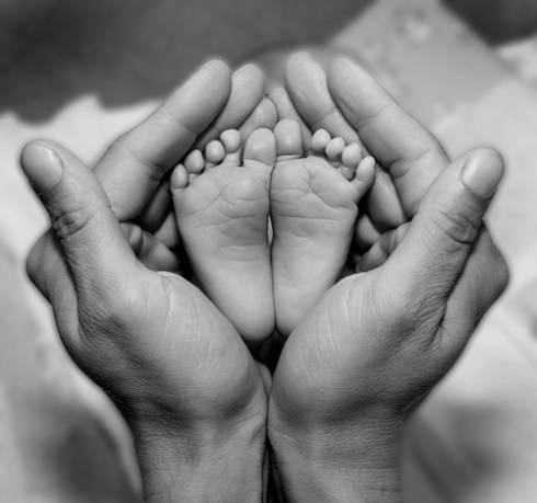 baby_feet_by_kaykay4321-d3diopy-1
